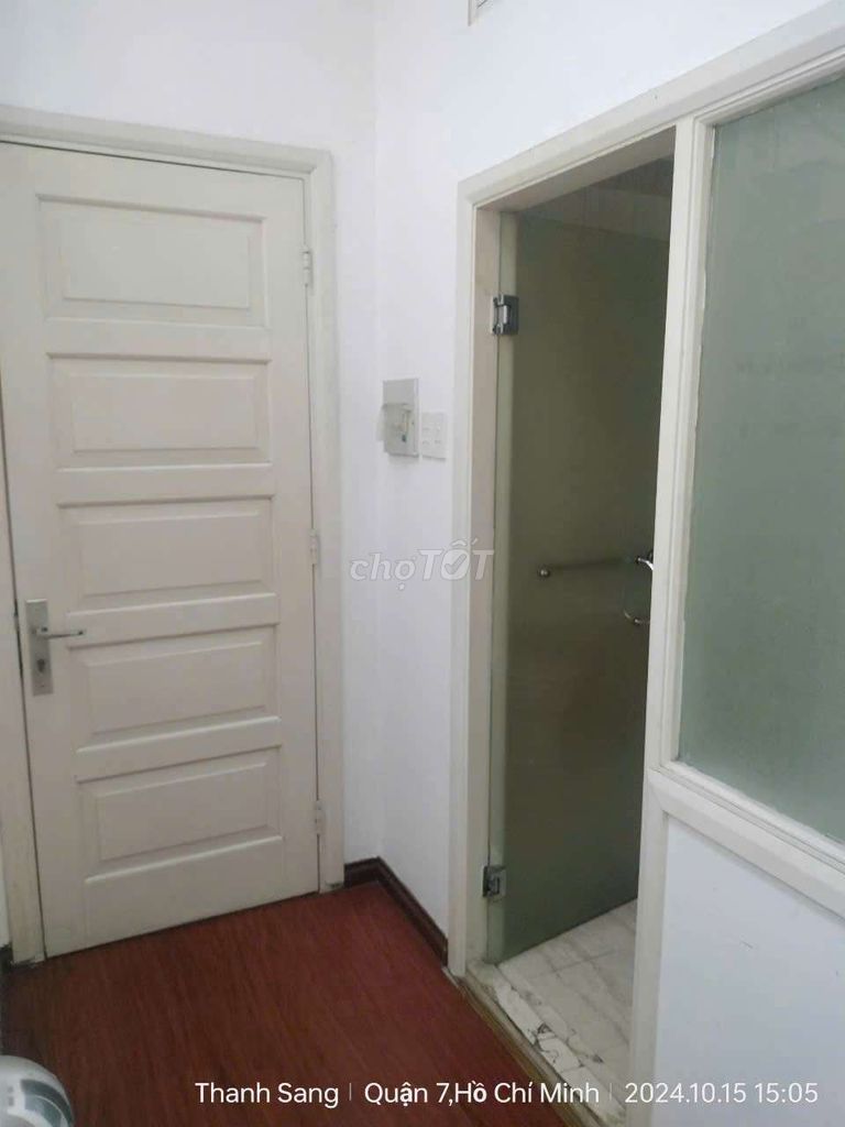 Дом 4 этажа, 4х8м, 3 комнаты, ул. 25, Бе Ван Към, Тан Куи