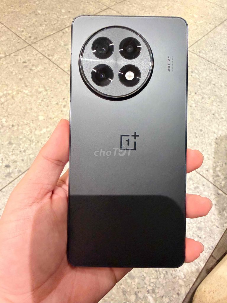 OnePlus Ace 5 Đen Đã sử dụng Fullbox. Mua bán Điện thoại tại Thành phố Long Xuyên An Giang được đăng bởi Huy Pro hình 1
