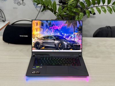 Asus ROG Strix G16 i9-14900HX 32G 1T RTX 4070 8GB