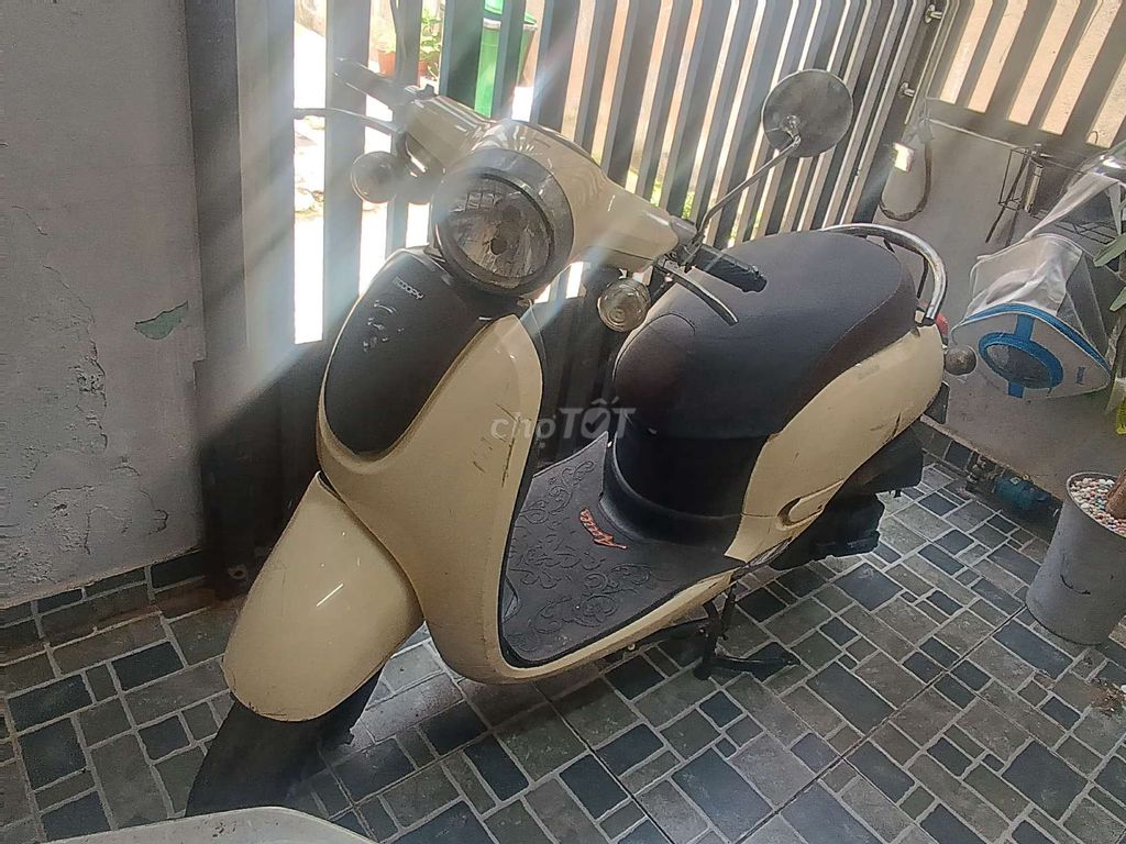 Thanh lý xe scoopy 2019. Mua bán Xe máy tại Quận Gò Vấp Tp Hồ Chí Minh được đăng bởi Phương  hình 4