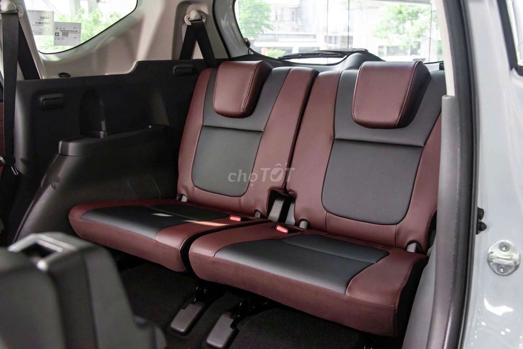 XPANDER CROSS MY26, 100% thuế + Bảo hiểm + Pk. Mua bán Ô tô tại Quận Cái Răng Cần Thơ được đăng bởi Minh Tuấn  Đại Lý Mitsubishi Cần Thơ hình 9