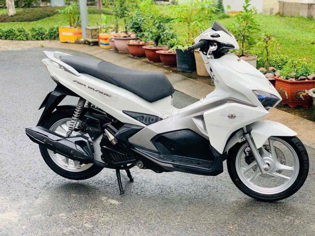 HONDA AB Air Blade 125cc . Đk 2017 - BAO NỢ 6. Mua bán Xe máy tại Quận Gò Vấp Tp Hồ Chí Minh được đăng bởi CẦM ĐỒ NĂM LINH hình 7