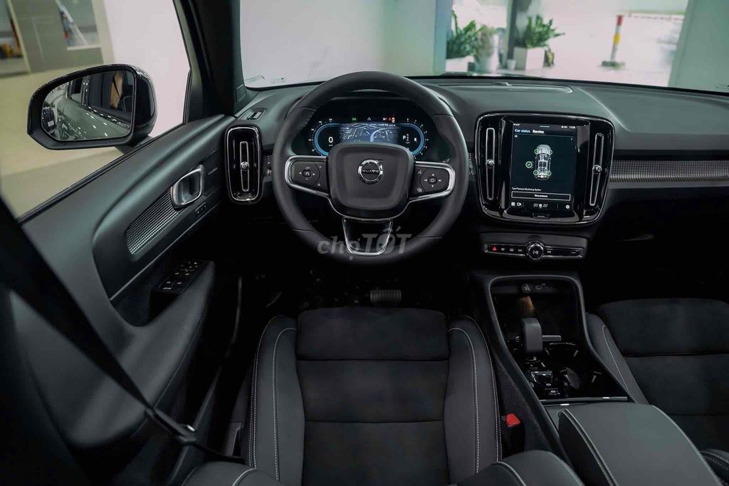 Volvo XC40 2024 - 1400 km Bank 90%. Mua bán Ô tô tại Quận 7 Tp Hồ Chí Minh được đăng bởi PHÁT ĐẠT LUXURY CAR hình 11