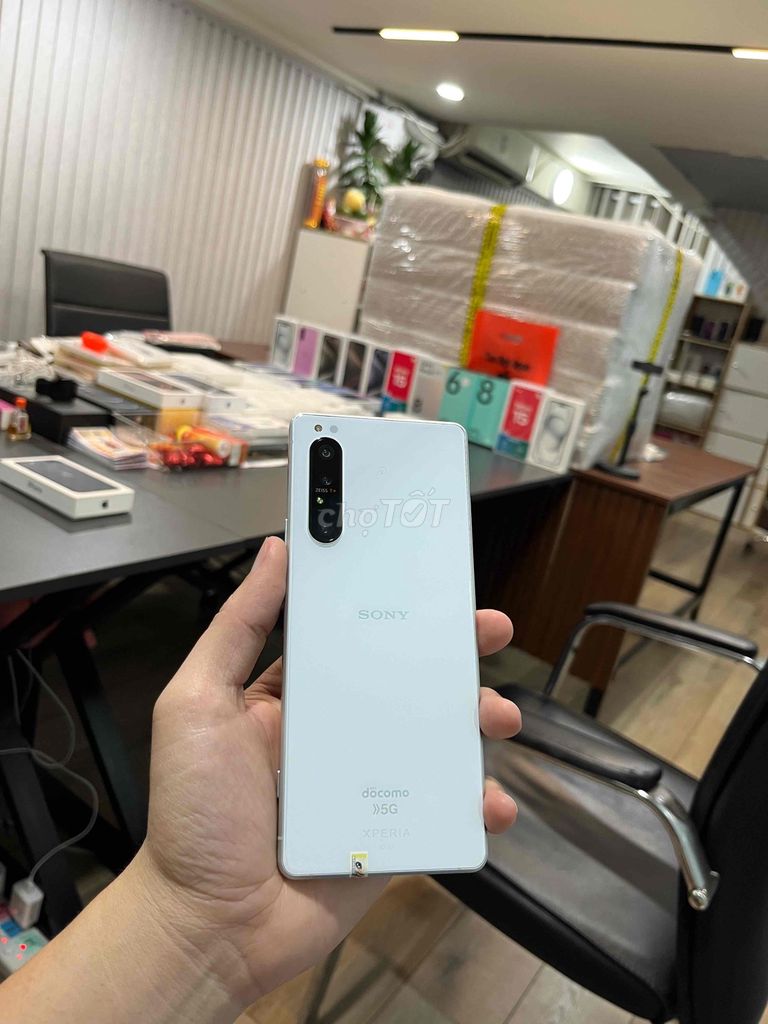 Sony Xperia 1 II (1 Mark 2) 5G Zin 100% Bh 3 tháng. Mua bán Điện thoại tại Quận Tân Bình Tp Hồ Chí Minh được đăng bởi TT hình 1
