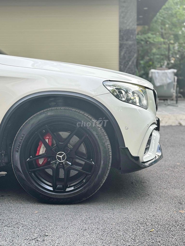 GLC300 4MATIC TRẮNG KEM UP FULL BODY GLC63. Mua bán Ô tô tại Quận Cầu Giấy Hà Nội được đăng bởi Dương Tuấn Linh hình 13