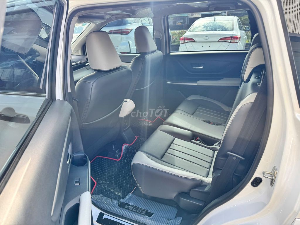 Toyota Veloz TOP 2024, 1 chủ đi kĩ, sơn zin 100%. Mua bán Ô tô tại Huyện Long Hồ Vĩnh Long được đăng bởi Quốc Tuấn Toyota hình 6