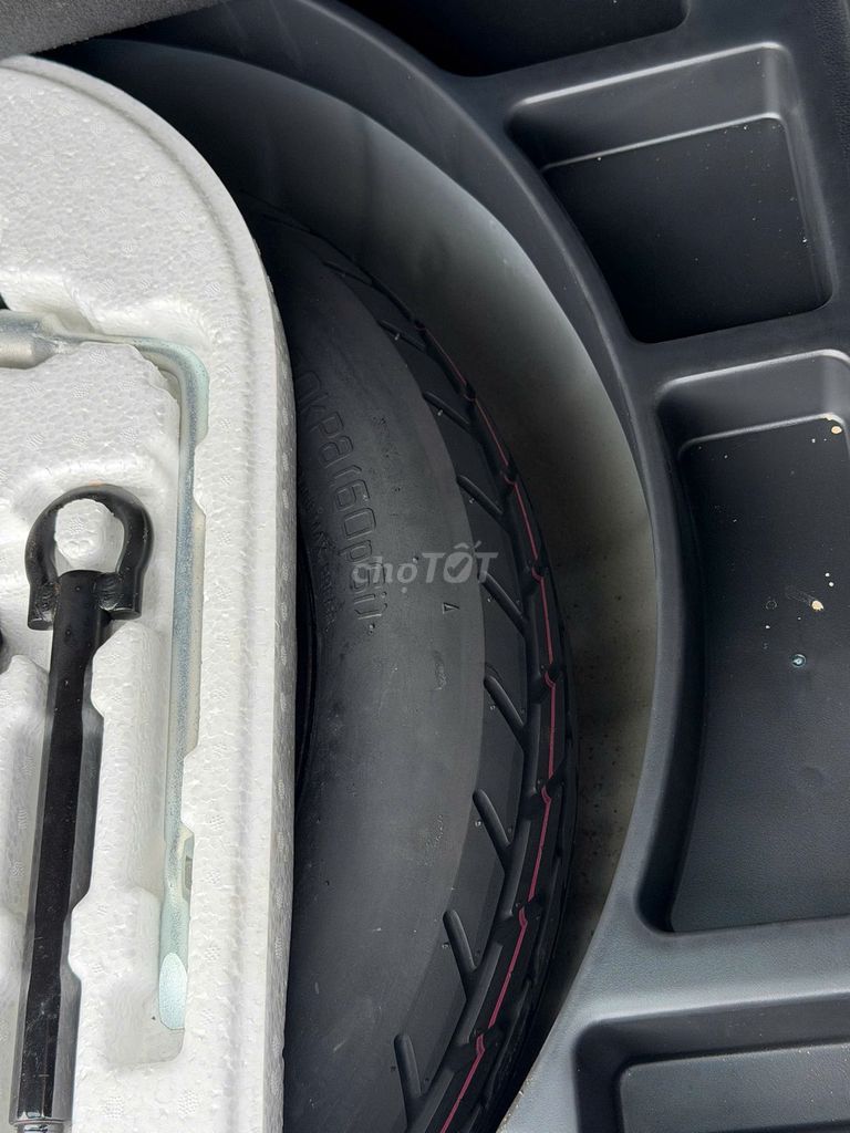 Toyota Cross 2021 Xăng điện 20.000km Xám. Mua bán Ô tô tại Thành phố Thủ Đức Tp Hồ Chí Minh được đăng bởi Giang Đỗ hình 4