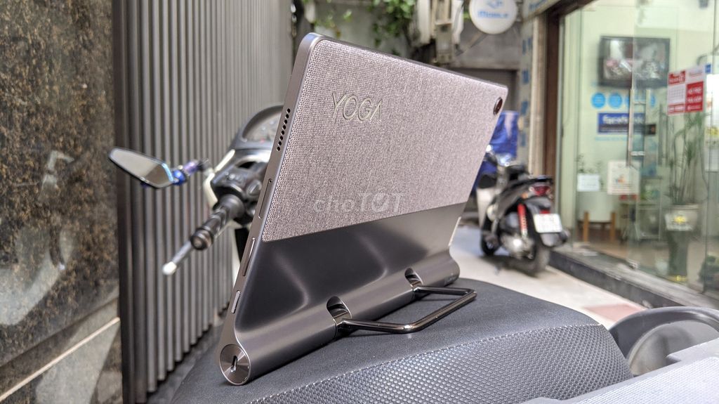 Lenovo Yoga Tab 11 inch 2021 - Loa JBLx4, pin trâu