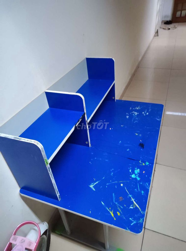 Bàn học Hòa Phát Gỗ Xanh dương Nâng hạ. Mua bán Bàn ghế tại Quận Tân Phú Tp Hồ Chí Minh được đăng bởi Phan Trọng Minh hình 1