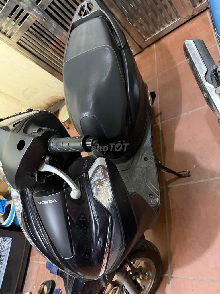 bán xe lead phiên bản đặc biệt ABS đen mờ. Mua bán Xe máy tại Huyện Thanh Trì Hà Nội được đăng bởi Đạt hình 2