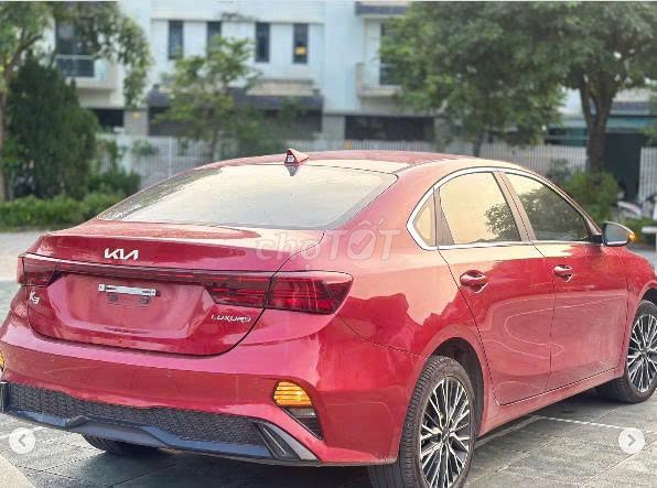 Kia K3 2025 Luxury 1.6 AT - màu đỏ - siêu lướt. Mua bán Ô tô tại Quận Hà Đông Hà Nội được đăng bởi Tú Carrick hình 3