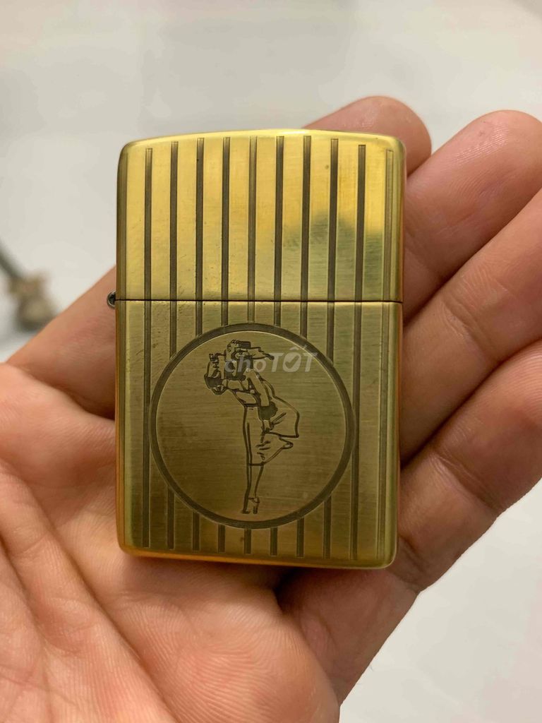 Bật lửa Zippo 2014 khắc design 2 mặt. Mua bán Đồ sưu tầm, đồ cổ tại Huyện Đức Linh Bình Thuận được đăng bởi Nguyễn Thái hình 1