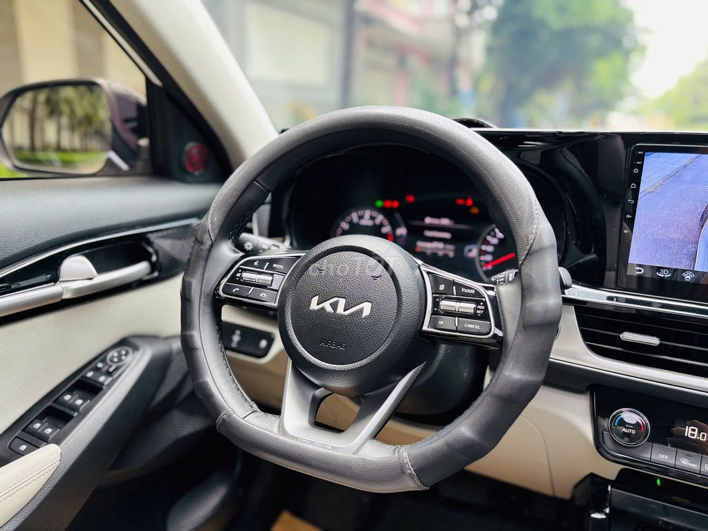 Kia Seltos 2023 1.4 Premium-33000km. Mua bán Ô tô tại Thành phố Dĩ An Bình Dương được đăng bởi Siêu Thị Ô Tô Bình Dương  hình 13
