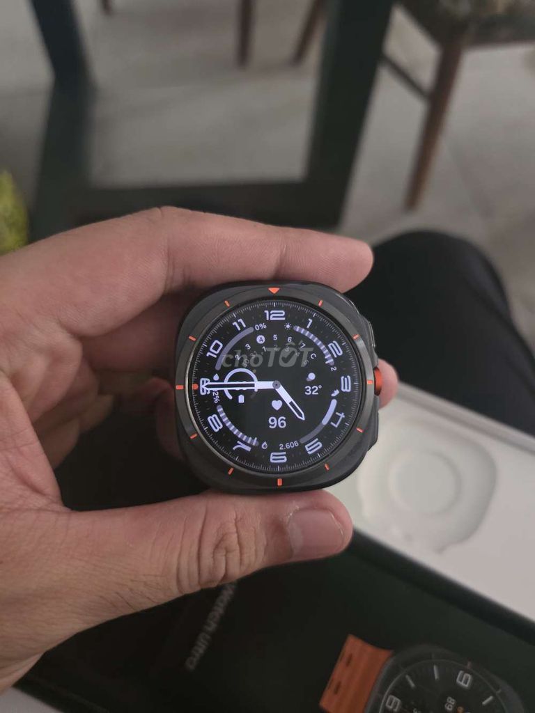 Samsung Galaxy Watch Ultra 2024 Cam. Mua bán Thiết bị đeo thông minh tại Quận 12 Tp Hồ Chí Minh được đăng bởi Vũ Văn Hiếu hình 1
