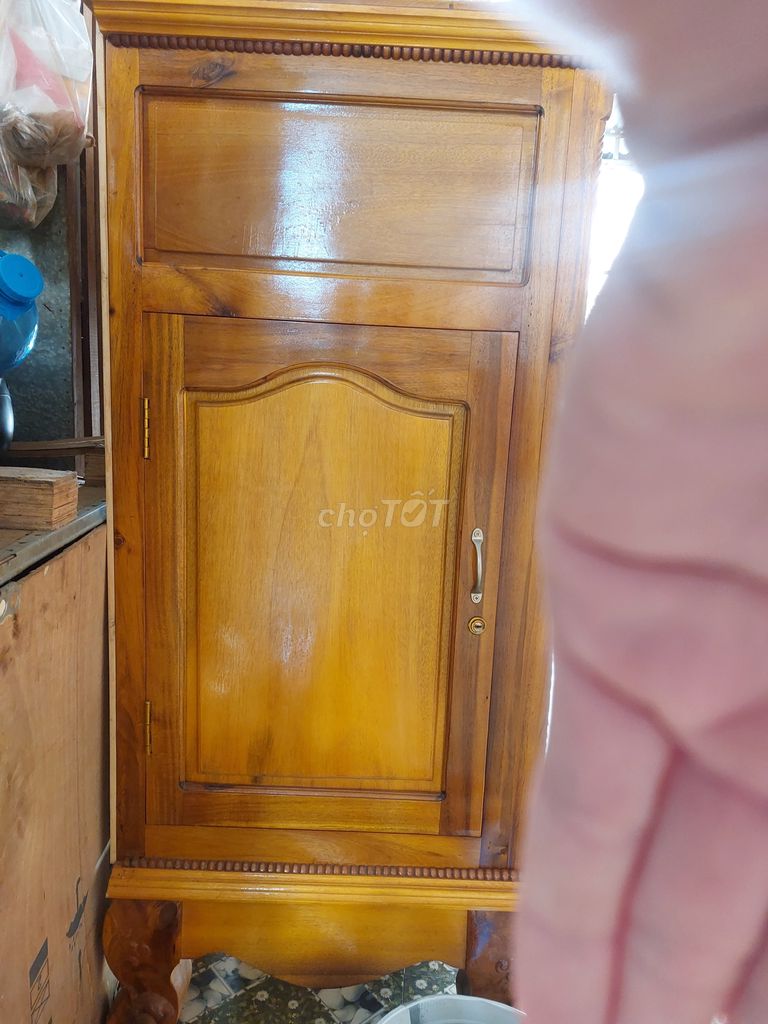 Tủ thờ gỗ nâu vàng. Mua bán Nội thất, đồ gia dụng khác tại Huyện Đồng Phú Bình Phước được đăng bởi Văn Nam Ngô hình 1