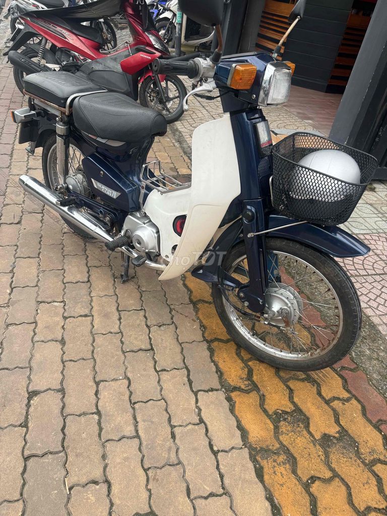 HONDA DH 88 giấy tờ đầy đủ máy ngon. Mua bán Xe máy tại Thành phố Thủ Đức Tp Hồ Chí Minh được đăng bởi Xe Máy Nguyễn Phụng hình 3