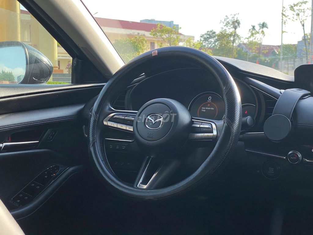 Mazda 3 2022 1.5L Luxury - 70000 km. Mua bán Ô tô tại Thành phố Thanh Hóa Thanh Hóa được đăng bởi Phạm Long MC Luxury Car hình 8