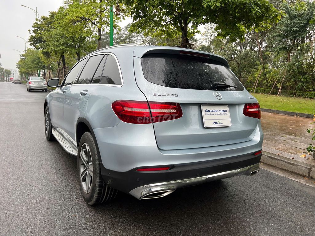 Mercedes Benz GLC 2018 250 4MATIC - 79999 km. Mua bán Ô tô tại Quận Long Biên Hà Nội được đăng bởi AUTO TÂN HƯNG THỊNH hình 5