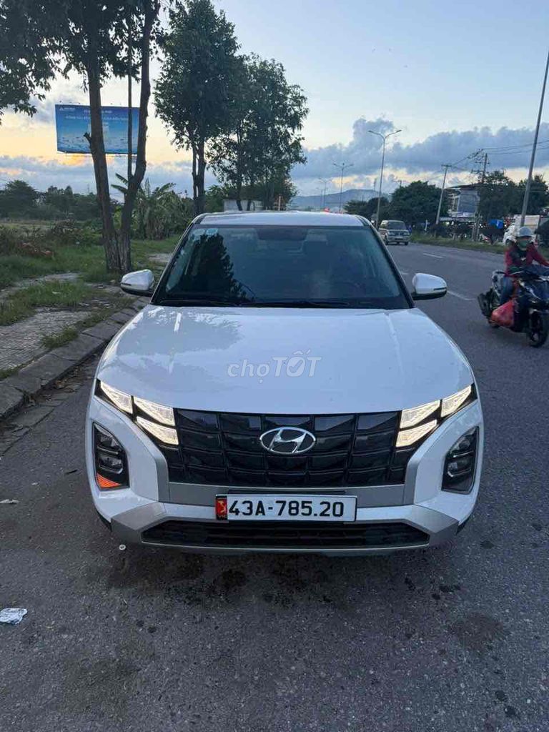 Hyundai Creta 2023 1.5 Tiêu chuẩn  - 16000 km. Mua bán Ô tô tại Thành phố Tam Kỳ Quảng Nam được đăng bởi Đại hình 3