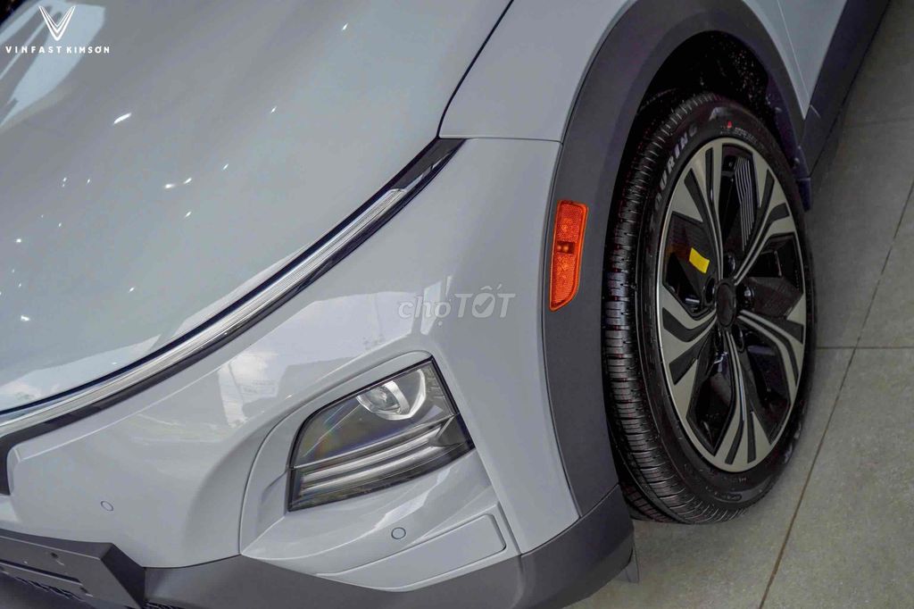 VinFast VF6 Limiter Xám/nâu sẵn giao liền. Mua bán Ô tô tại undefined undefined được đăng bởi Nguyễn Phú Linh hình 5
