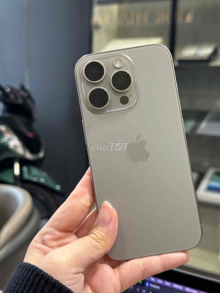 Apple iPhone 16Pro 256GB Titan Tự Nhiên Quốc Tế LL. Mua bán Điện thoại tại Quận 8 Tp Hồ Chí Minh được đăng bởi TRƯỜNG MOBILE  hình 1