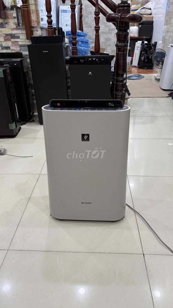 lọc khí Sharp tháp màu nâu sữa Nội Đia Nhật. Mua bán Nội thất, đồ gia dụng khác tại Quận Gò Vấp Tp Hồ Chí Minh được đăng bởi HOA SINH TIẾN AUDIO GÒ VẤP hình 1