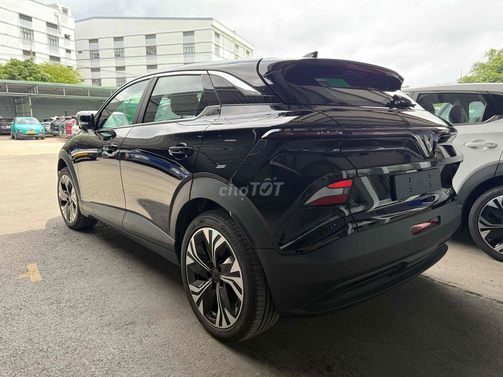 VF6 SIÊU HIẾM MÀU ĐEN GIAO NGAY-140TR NHẬN XE. Mua bán Ô tô tại Quận 1 Tp Hồ Chí Minh được đăng bởi KỲ hình 6