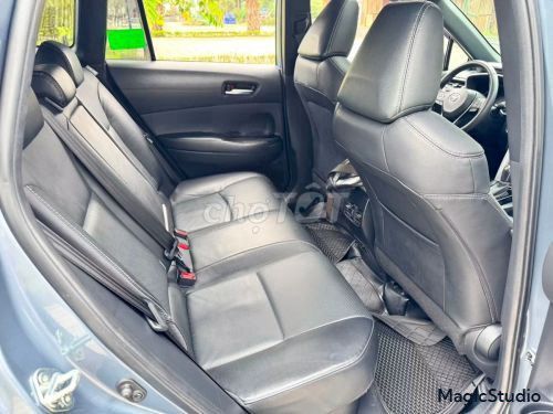 Toyota Corolla Cross 1.8HV 2022 - 725 млн