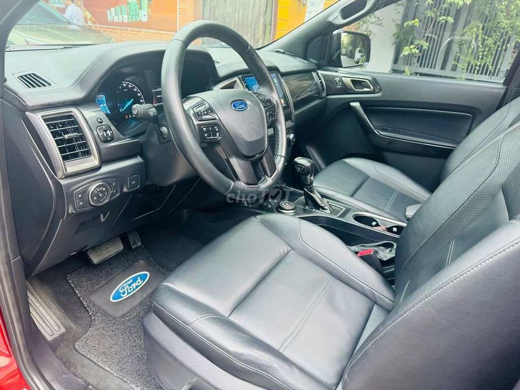 FORD EVEREST 2.0L TITANIUM (4x4)_2021. Mua bán Ô tô tại Quận 1 Tp Hồ Chí Minh được đăng bởi Ms Ly Bến Thành Ford hình 11