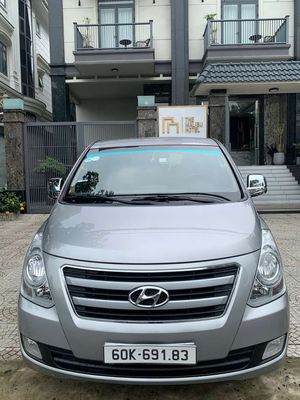 HYUNDAI STAREX 9 CHỖ MÁY DẦU SỐ SÀN SX CUỐI 2017. Mua bán Ô tô tại Quận Bình Tân Tp Hồ Chí Minh được đăng bởi AUTO HOÀNG ĐĂNG 