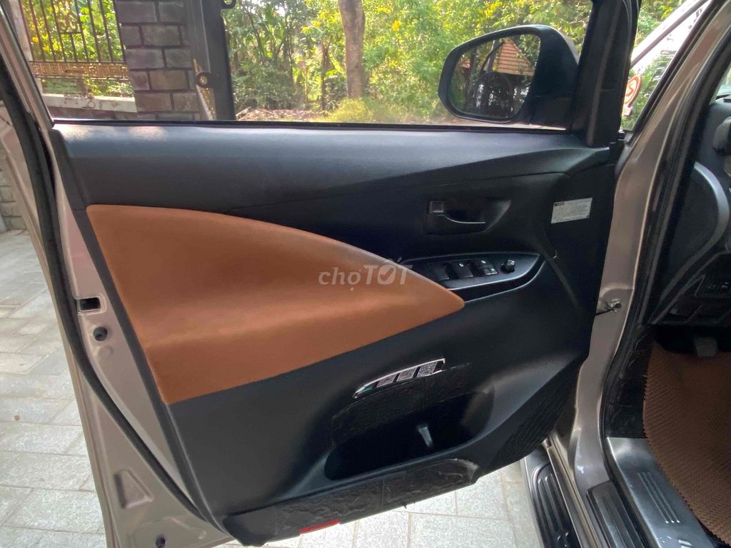 Toyota Innova 2017 2.0E - 140000 km. Mua bán Ô tô tại Huyện Bình Chánh Tp Hồ Chí Minh được đăng bởi Lê Xuân Điền hình 8