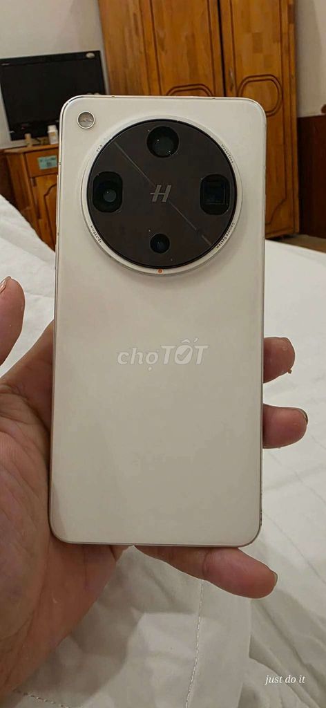 Oppo Find X8 Ultra 12GB/256GB Trắng. Mua bán Điện thoại tại Huyện Đức Hòa Long An được đăng bởi Huỳnh Ý hình 1