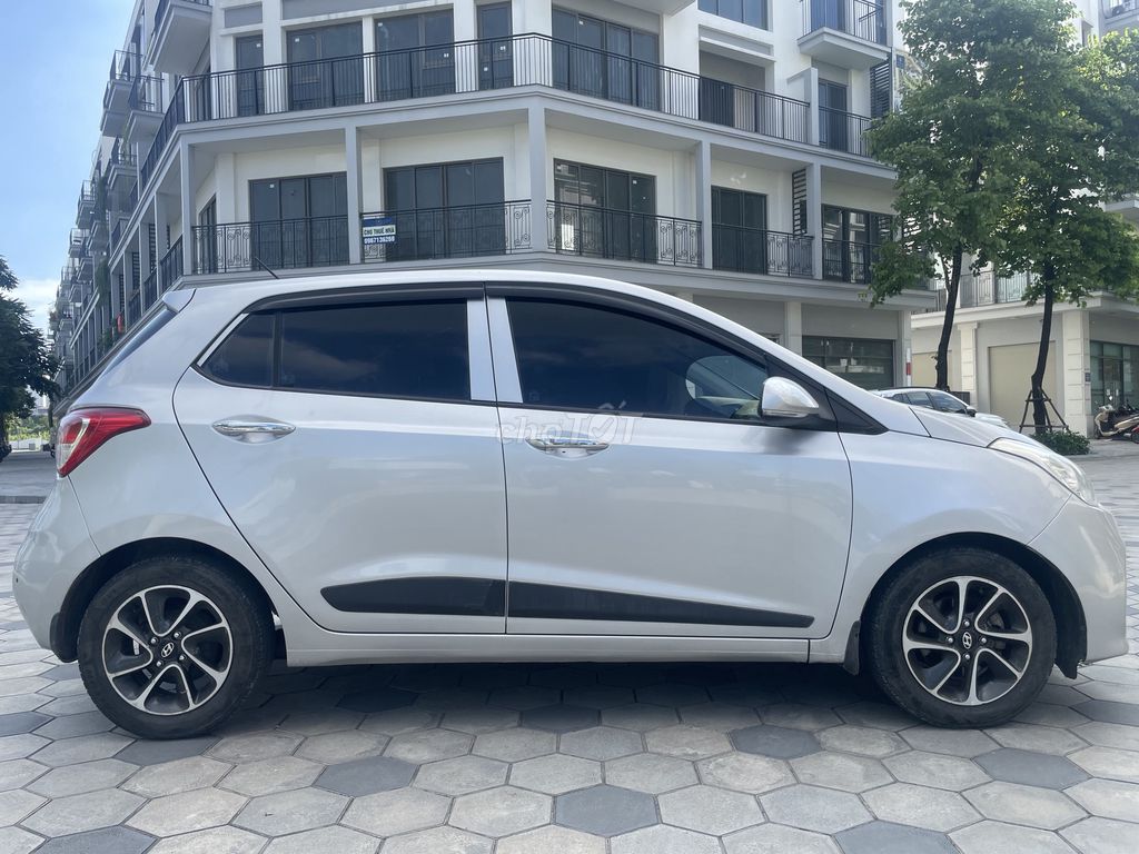 Hyundai Grand i10 2018 Grand 1.2 MT - 82000 km. Mua bán Ô tô tại Quận Thanh Xuân Hà Nội được đăng bởi Trần Vượng hình 3