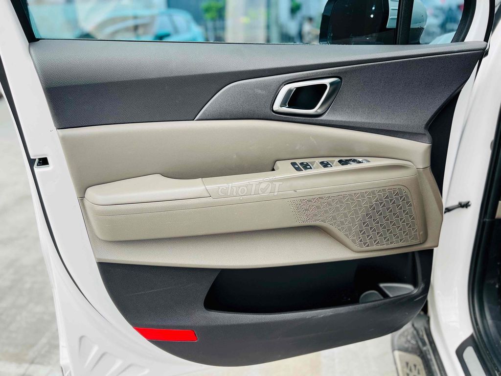 Kia Carnival 2025 Luxury Trắng. Mua bán Ô tô tại Thành phố Thủ Đức Tp Hồ Chí Minh được đăng bởi Phước An hình 7