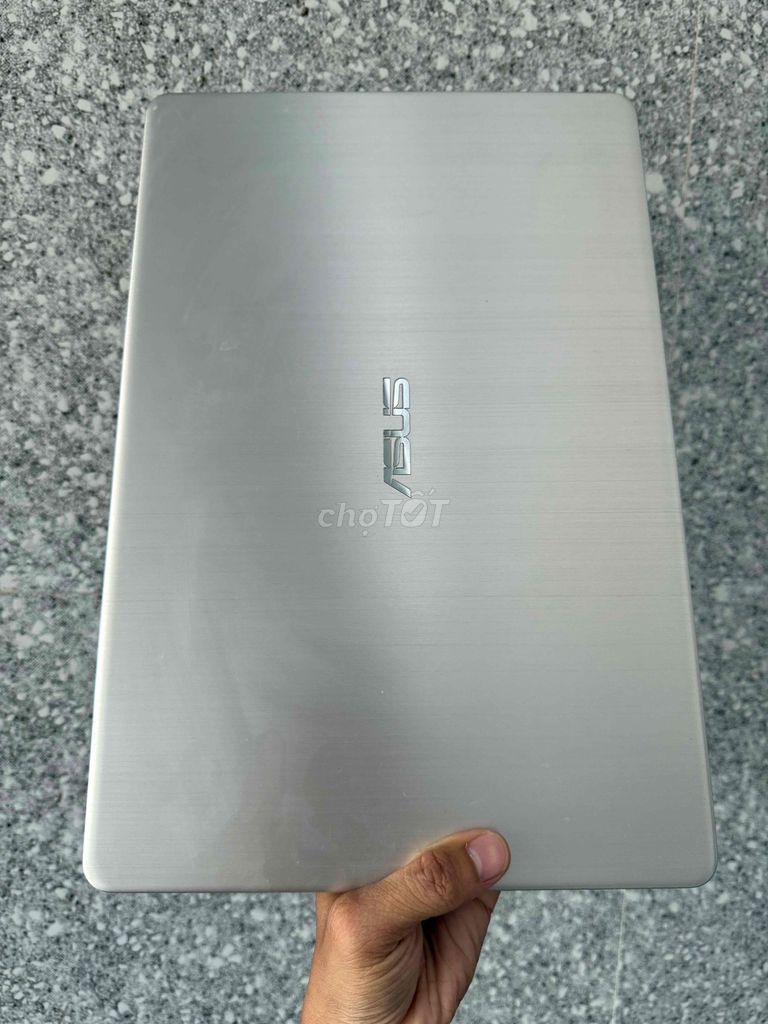 laptop asus i5 đời 8 học tập làm việc đi nhạc. Mua bán Laptop tại Thành phố Bến Tre Bến Tre được đăng bởi Máy tính Chí Lãm hình 1