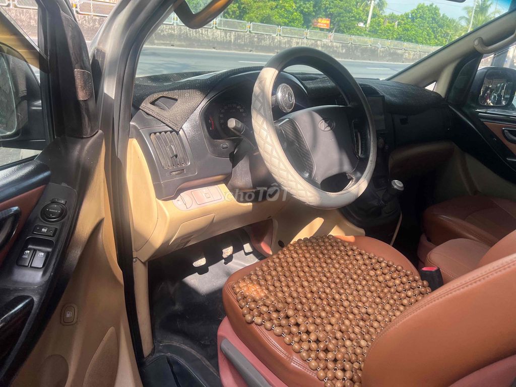 310 triệu 9 chổ máy dầu đời 2010 xe không niên hạn. Mua bán Ô tô tại Huyện Châu Thành Tiền Giang được đăng bởi Ôtô Song Nghi Tiền Giang hình 3