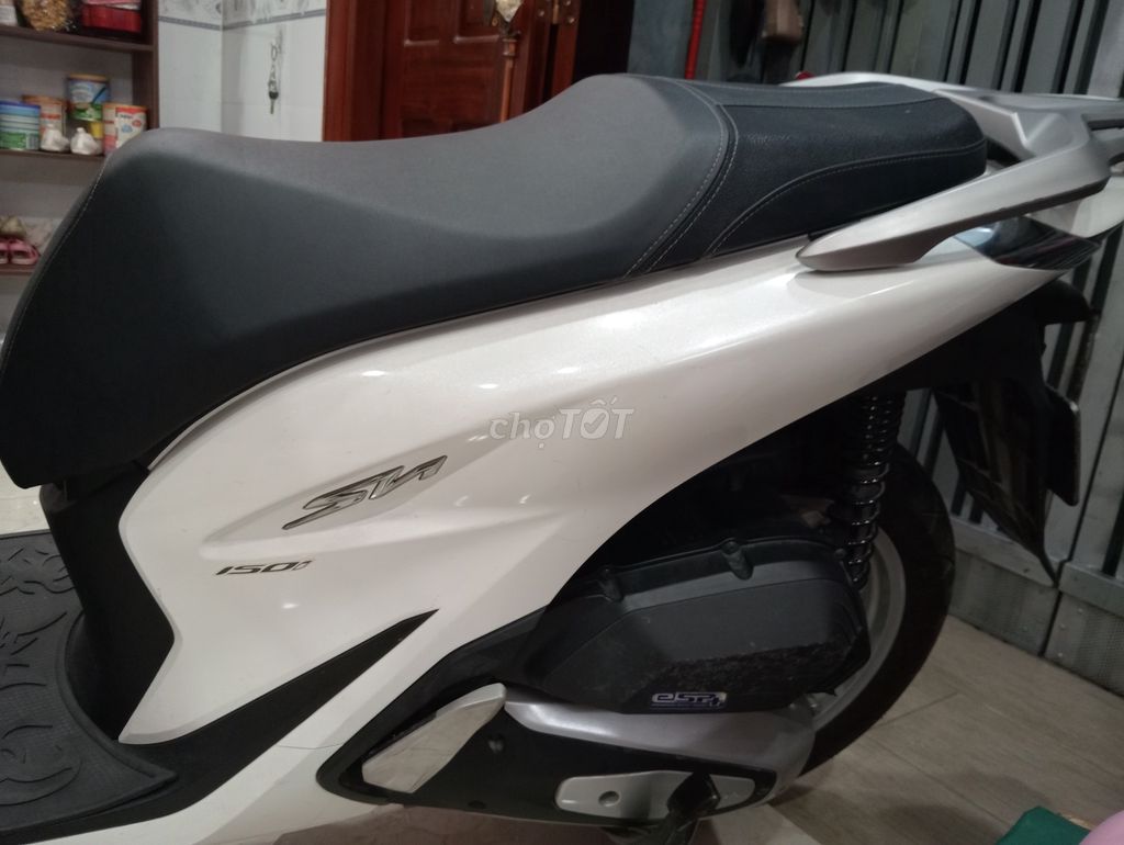 Honda SH Trắng 150i, đời 2020 ABS - 8000 km. Mua bán Xe máy tại Thành phố Thủ Đức Tp Hồ Chí Minh được đăng bởi Tùng Nguyễn hình 1