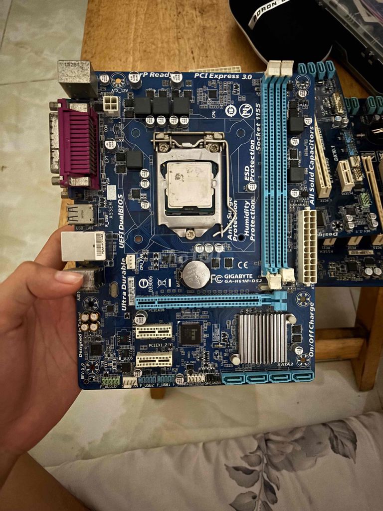 Bo mạch chủ Gigabyte GA-H61M-DS2. Mua bán Linh kiện (RAM, Card...) tại Quận 8 Tp Hồ Chí Minh được đăng bởi Thái Bảo Hà hình 1