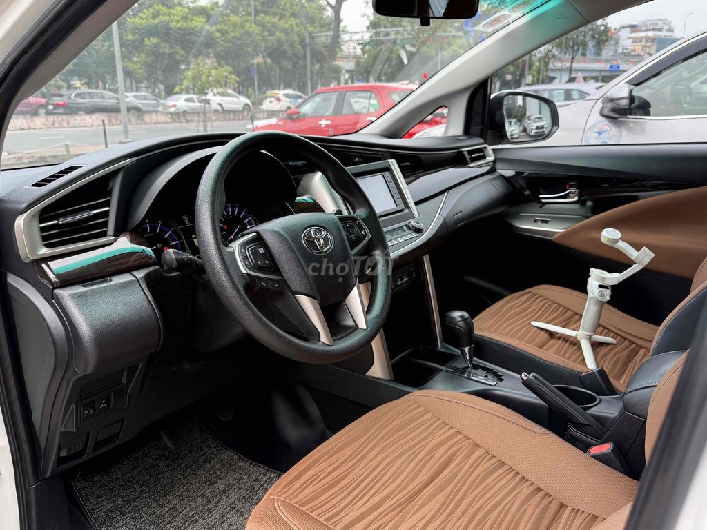 Toyota Innova 2019 2.0G Trắng -Số Tự Động tại Hãng. Mua bán Ô tô tại Quận Bình Thạnh Tp Hồ Chí Minh được đăng bởi Công Sang hình 9