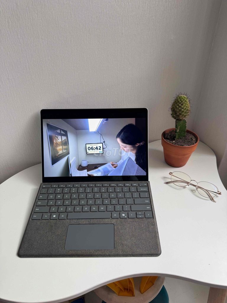 Surface Pro 11 Ultra5/16GB/256GB. Mua bán Laptop tại Thành phố Thủ Đức Tp Hồ Chí Minh được đăng bởi moonbiu surface hình 1