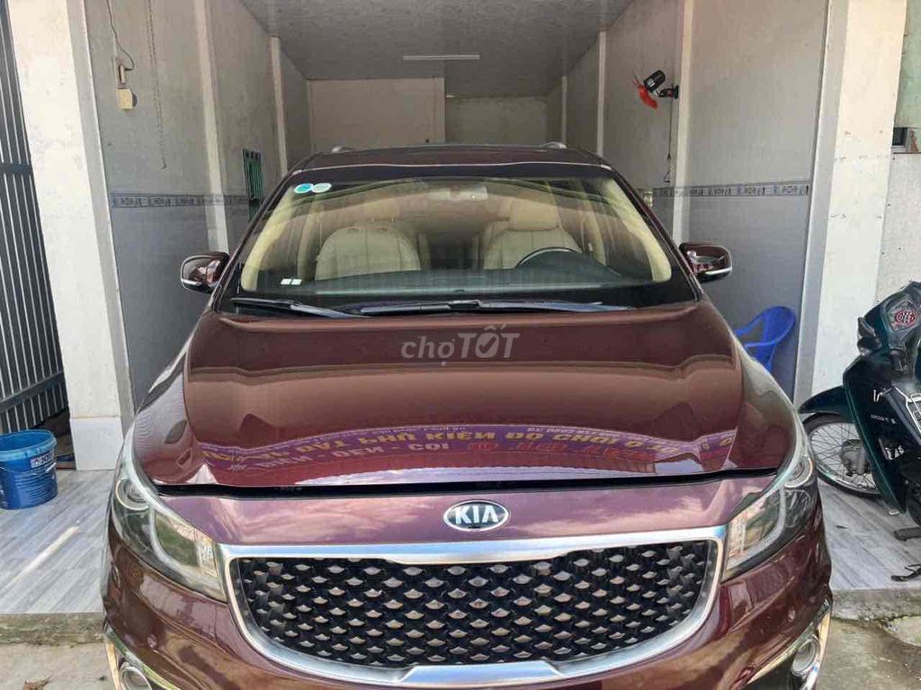 Kia Sedona 2018 2.2 DATH - 59000 km