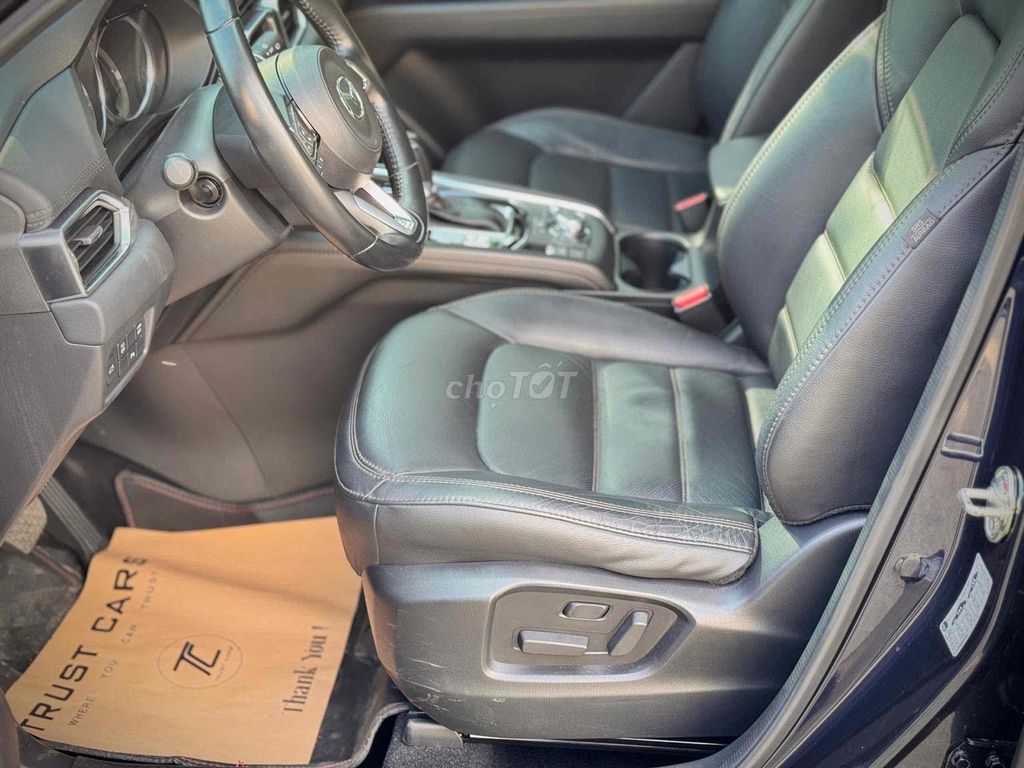 Mazda CX 5 2018 2.0 AT - 53000 km. Mua bán Ô tô tại Quận 8 Tp Hồ Chí Minh được đăng bởi Cửa hàng ô tô cũ TRUST CARS hình 7