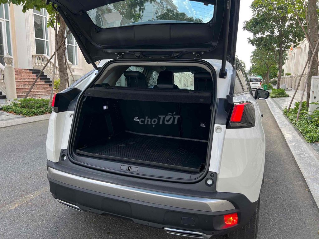 Peugeot 3008 2022 AT - 40000 km. Mua bán Ô tô tại Thành phố Thủ Đức Tp Hồ Chí Minh được đăng bởi thanh phụng hình 8
