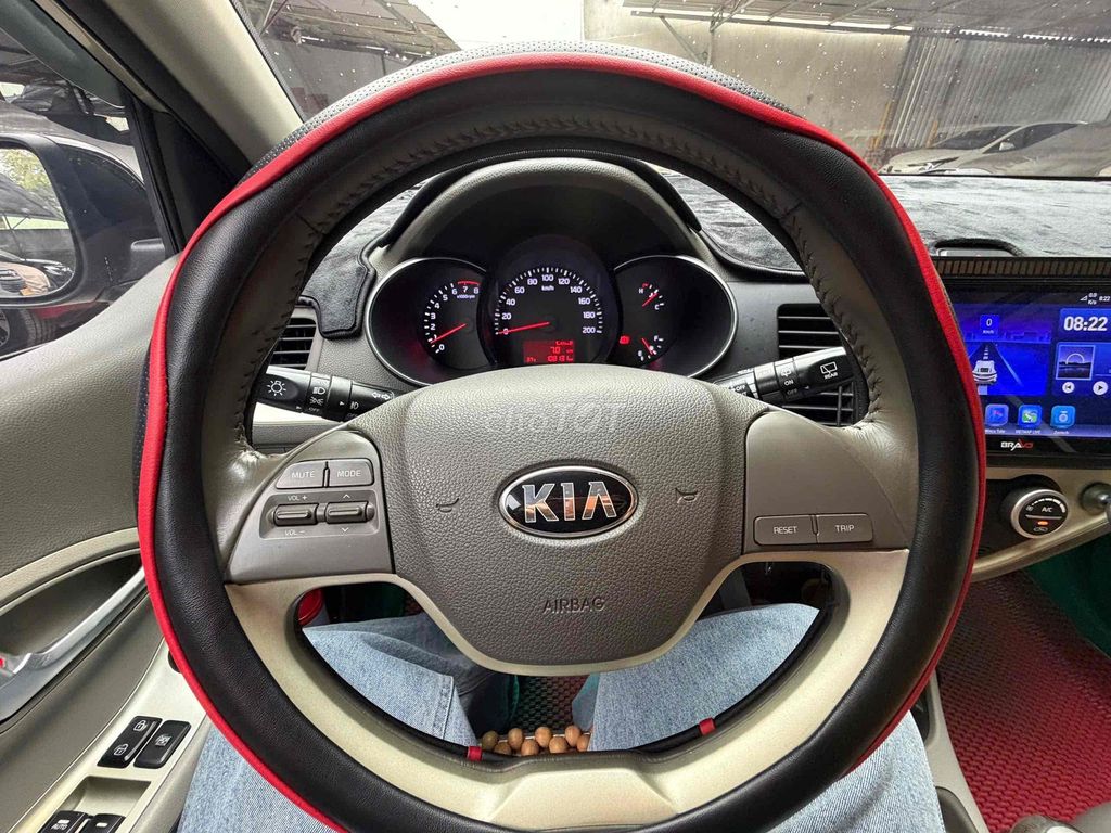 Kia Morning SI 2015 механическая золотой песок