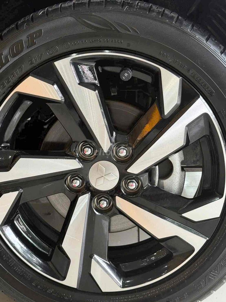 Em cần bán Xpander 2024 Premium siêu đẹp mới khét. Mua bán Ô tô tại Quận Cầu Giấy Hà Nội được đăng bởi TRUNG HIẾU AUTO hình 20