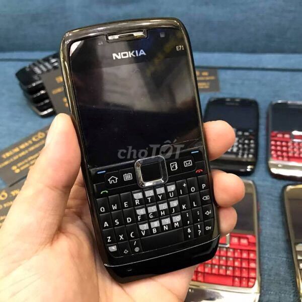 Điện thoại Nokia E71 Finland full box 99 nhiều màu. Mua bán Điện thoại tại Quận Đống Đa Hà Nội được đăng bởi LÊ MINH hình 4