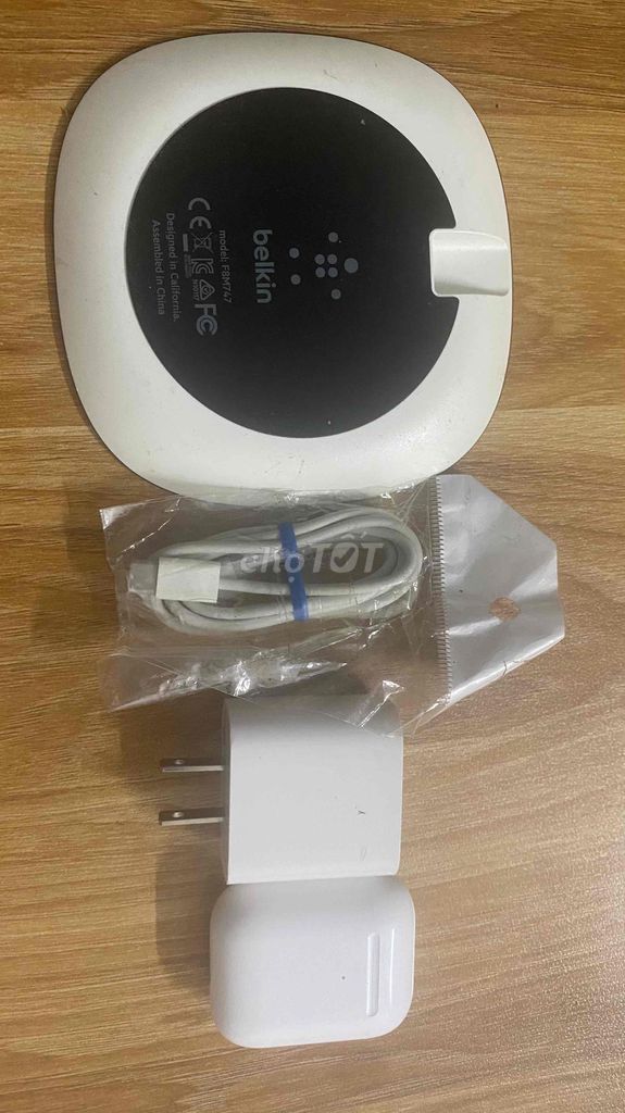 Sạc không dây Belkin F8W747 Trắng. Mua bán Phụ kiện (Màn hình, Chuột...) tại Huyện Văn Lâm Hưng Yên được đăng bởi thái Sơn hình 1