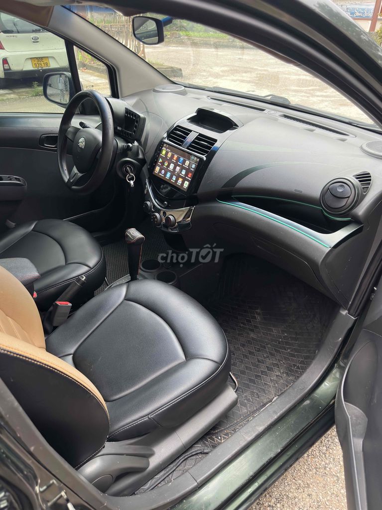 Chevrolet Spark 2011 1.0 AT - 14000 km. Mua bán Ô tô tại Thành phố Thanh Hóa Thanh Hóa được đăng bởi Hoàng Tuấn hình 8