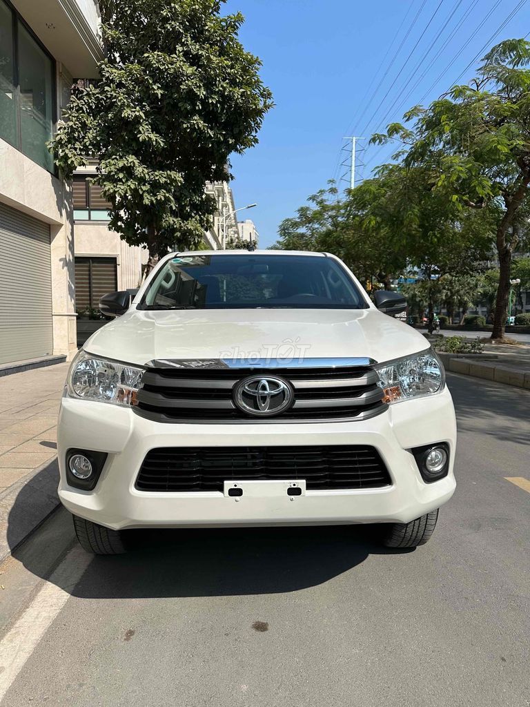 Toyota Hilux 2020 2.4E