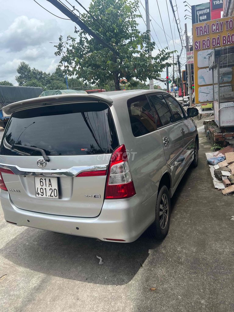 Toyota Innova 2015 2.0E - 132000 km. Mua bán Ô tô tại Thị xã Tân Uyên Bình Dương được đăng bởi Lý Nịnh hình 2